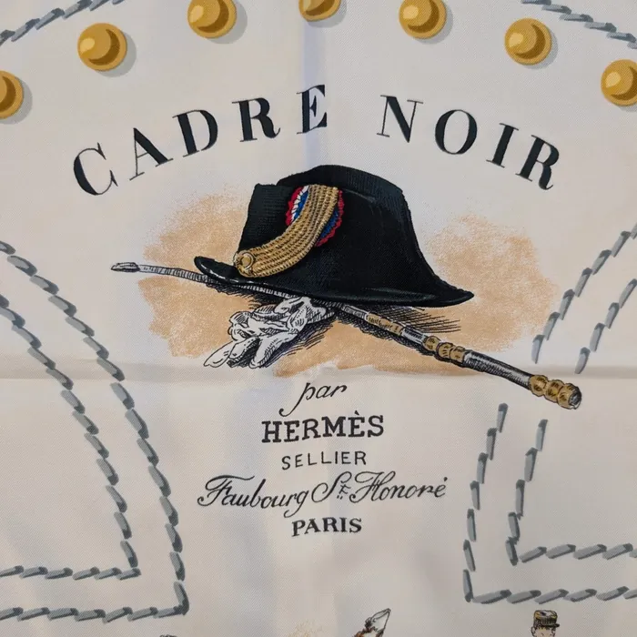 Carré Hermès - Cadre Noir - Rouge