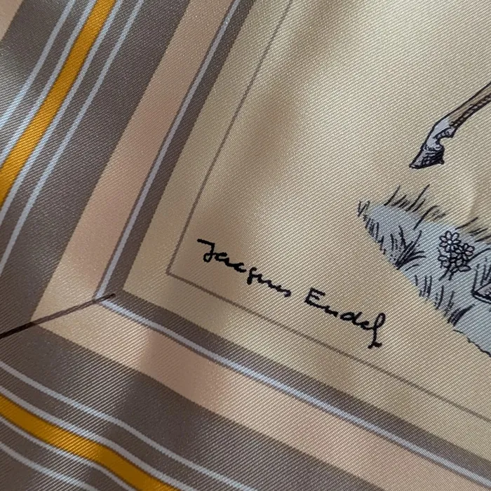 Carré Hermès - Couvertures et Tenues de Jour - Jaune