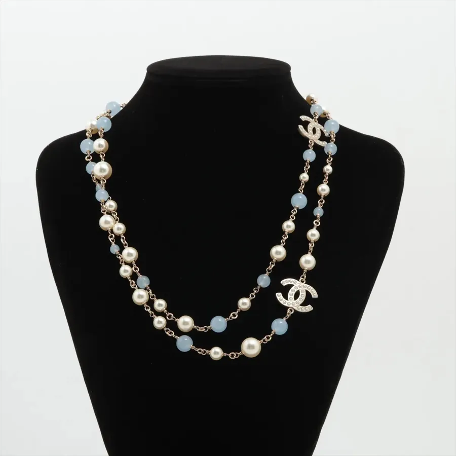 Les bijoux