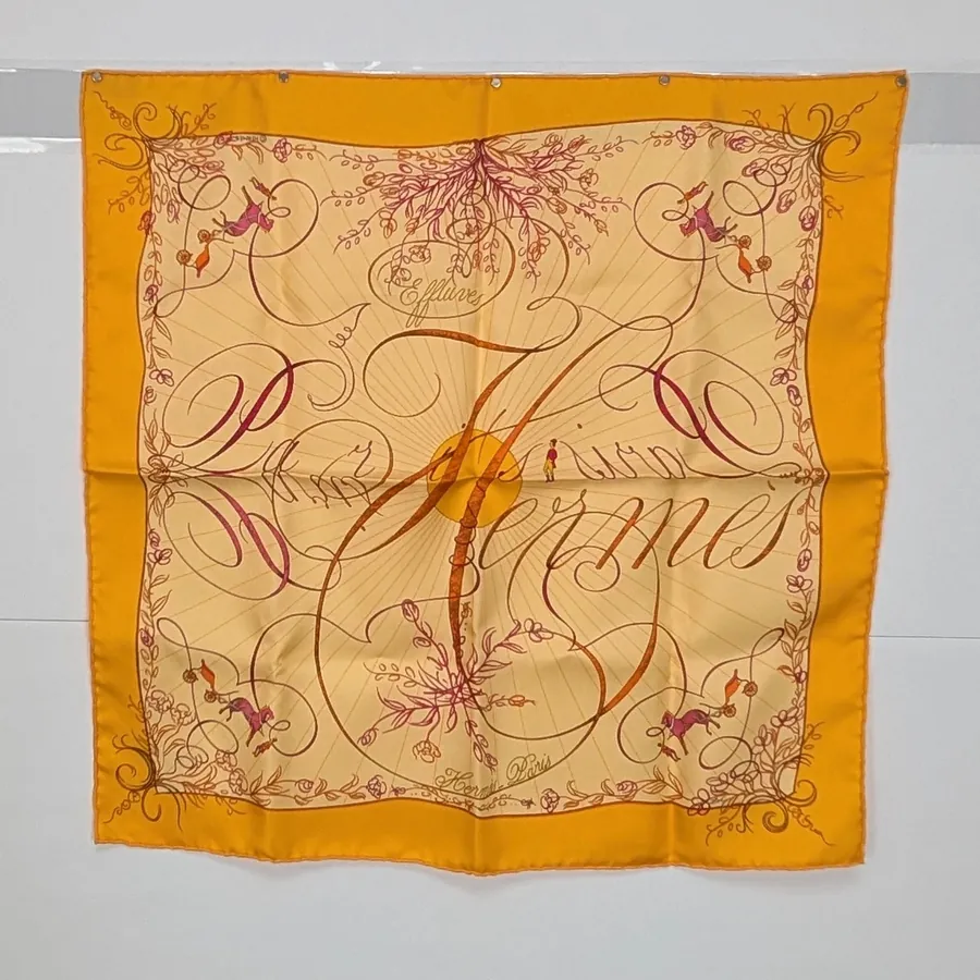 Hermès - Carré 45 - Effluves - Jaune