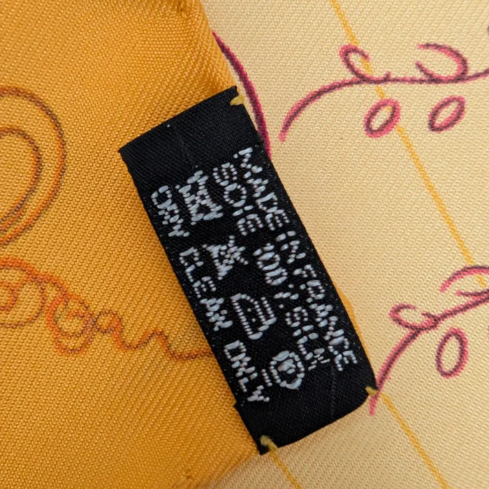 Hermès - Carré 45 - Effluves - Jaune