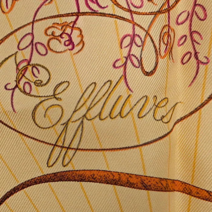 Hermès - Carré 45 - Effluves - Jaune