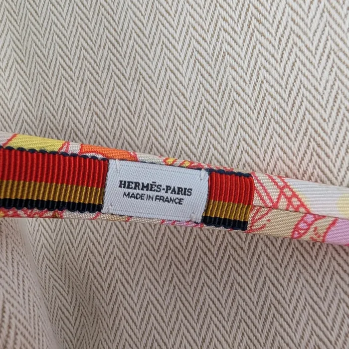 Hermès - Serre Tête en Soie - Elsa - La Légende du Cheval