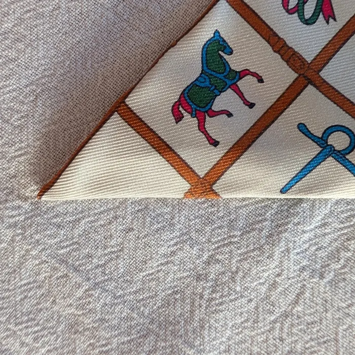 Hermès - Twilly - Couvertures et Tenues de Jour